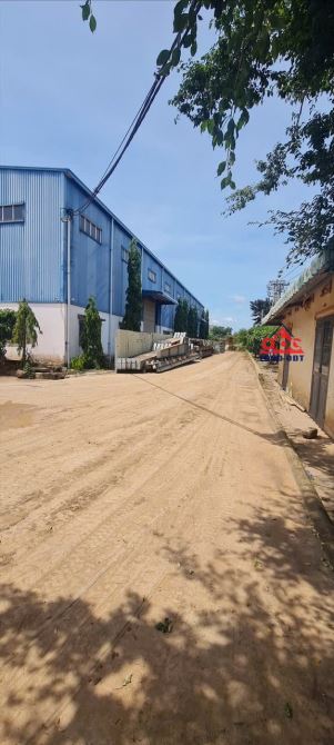 XT336 Nhà Xưởng Sản Xuất. Ngoài kcn tiếp nhận Sản Xuất. TP. Biên Hoà • DTSD: 8000m2 - 2