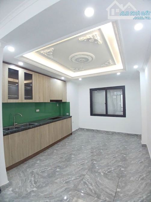 NHÀ MỚI ĐÓN TẾT, 40M2 4 TẦNG NGÕ 24 TẢ THANH OAI, NGÕ NÔNG THOÁNG, Ô TÔ GẦN, GIÁ NGON - 2