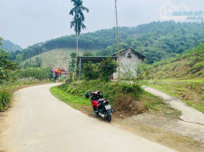 BÁN GẤP SIÊU PHẨM NGHỈ DƯỠNG VIEW CỰC ĐẸP, SẴN NHÀ Ở CÓ DT 3600m2 GIÁ ĐẦU TƯ - 2