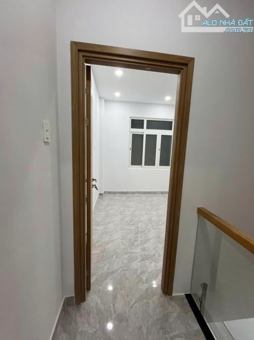 NHÀ MỚI SIÊU ĐẸP TẠI PHẠM VĂN BẠCH - TÂN BÌNH, 45M2, 1 TRỆT 1 LẦU, SHR CHỈ 2.36 TỶ - 4