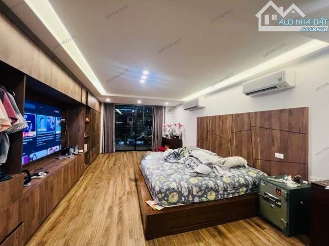 BÁN NHÀ PHẠM TUẤN TÀI 70m2 × MT 6,5m - PHÂN LÔ VIP - Ô TÔ TRÁNH + GARA + VỈA HÈ - 4