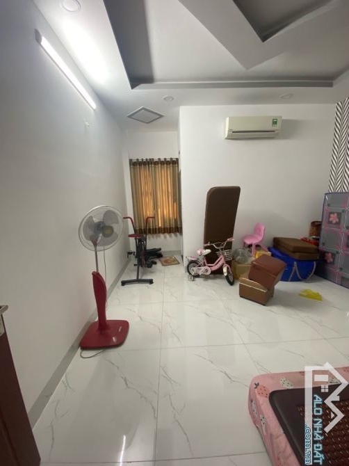 Bán nhà Gò Xoài - Bình Tân -dt 68m2 - 4 tầng - 6.8 tỷ - 5