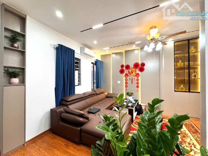 🏆 Hiếm: 42m2 mặt ngõ Yên Hoà, 7 Tầng THANG MÁY - Ngõ đẹp, Bagac, 5 nhà ra phố - Chỉ 9,xty - 5