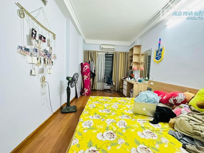 Hiếm ! Nhà Dân Xây - Triều Khúc - Thanh Xuân - 51M x 5 Tầng - Giá 9.5 Tỷ- Ô Tô - 5