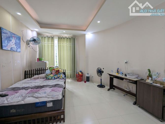 Nhà 4 tầng, sát trục chính Đinh Thị Thi, Vạn Phúc City, Hiệp Bình Phước Thủ Đức - 8