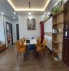 Bán chung cư căn góc 109m 3 PN nội thất gỗ xịn giá nhỉnh 5tỷ