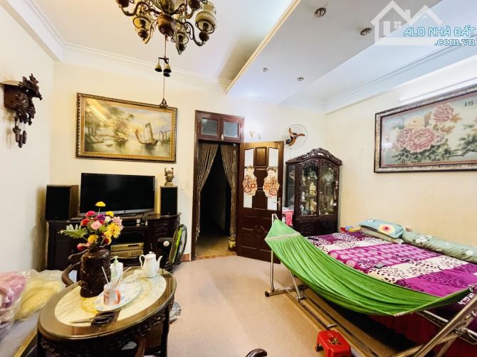 Siêu HOT nhà hiếm-Gara-Xe tải đỗ cửa-View hồ-Khương Đình-Thanh Xuân-86m2-5Tầng-22.6 tỷ