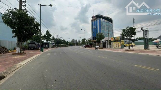 Bán Đất mặt tiền đường Trần Ngọc Lên 1195m2, có 400m2 thổ cư