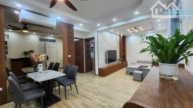 Bán căn hộ B6 KĐT Mỹ Đình 1 80m2 3pn 2vs 4,65 tỷ full nội thất