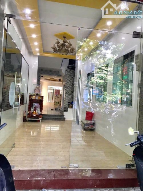 8.9TY SỞ HỮU NHÀ 4 TẦNG- MT ĐƯỜNG NGUYỄN HOÀNG- TRUNG TÂM HẢI CHÂU.