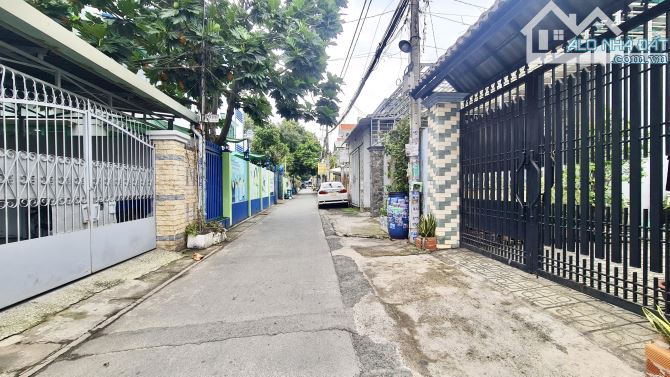 Bán Đất Xây Căn Hộ Dịch Vụ. 162m2(6x27m). Hxh 5m QL1k-Đg 11, P.Linh Xuân, Thủ Đức