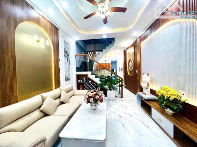 LÊN NHANH 2 CĂN HẺM CHÍNH 542 NGUYỄN VIẾT XUÂN, HỘI PHÚ, PLEIKU