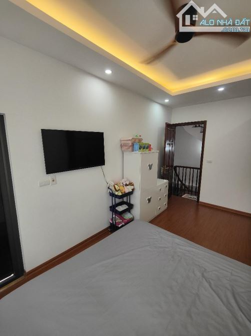 Bán nhà Xuân Phương 41m2,  4 tầng, chỉ 7,1 tỷ, lô góc thiết kế hiện đại, vài bước ra Phố.