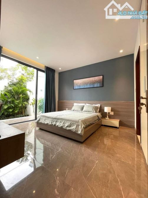 BÁN BIỆT THỰ MẶT TIỀN ĐƯỜNG YÊN BÁI, 214M2 (11.4x20), GIÁ 19.5 TỶ, HƯỚNG TÂY BẮC Biệt thự