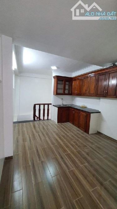 Nhà Cầu Diễn 42m 5 tầng lô góc ô tô tránh sổ đỏ giá 6,34 tỷ đẹp - 1