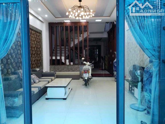 BÁN NHÀ ĐẸP 86M2, 3 TẦNG, FULL NỘI THẤT, RẺ NHẤT KHU VỰC - 1