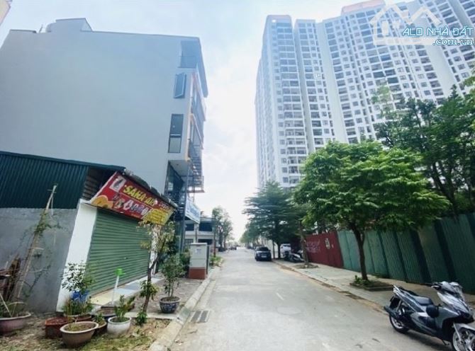 BÁN MẢNH ĐẤT 86M,MT6M KĐG TỨ HIỆP, THANH TRÌ, PHÂN LÔ, Ô TÔ TRÁNH, VỈA HÈ, KINH DOANH - 1