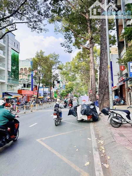 Cho thuê nha khoa MT Nguyễn Tri Phương, Q10. Dt: 4,5x17m, Kc: trệt 4 lầu, Gía: 79tr - 1