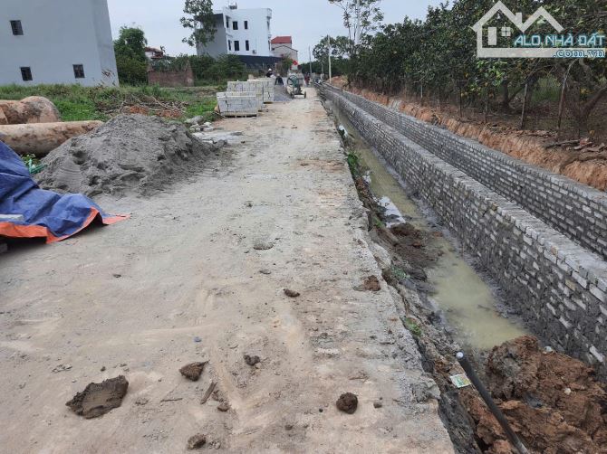 Bán lô đất đẹp, giá tốt tại thị trấn Quang Minh, Mê Linh, nở hậu, đường xe tải qua - 1