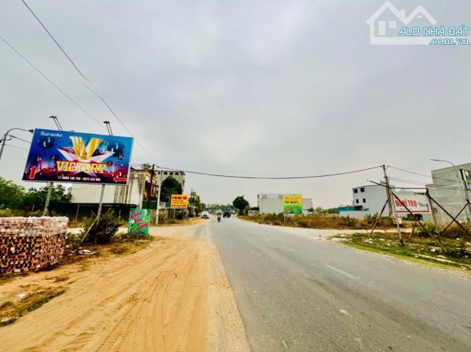 Bán lô đất đẹp, khu kinh doanh sôi động nhất tại thị trấn Chi Đông, Mê Linh, xe tải tránh - 1