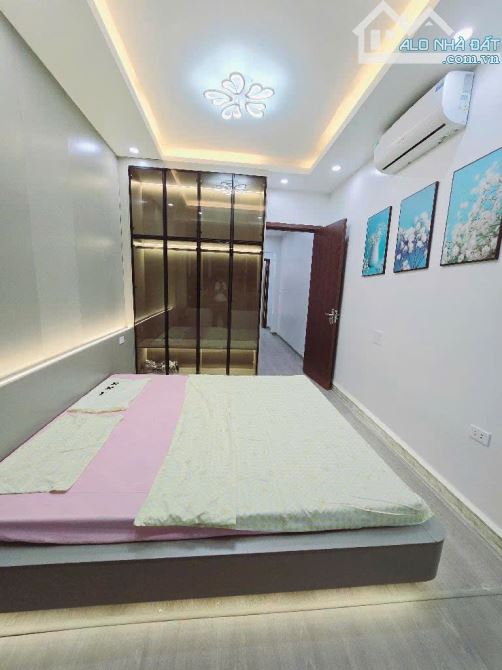 Bán Nhà Xuân Đỉnh-Nhà Mới-Ở Ngay--33m2- 6.4 Tỷ - 2