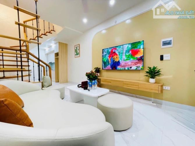 BÁN NHÀ- KHƯƠNG ĐÌNH 31M, 4 TẦNG MT NHỈNH 6 TỶ HẠ ĐÌNH THANH XUÂN - 2