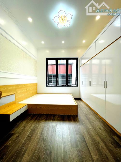 Cần bán nhà Văn Chương Đống Đa 40m2 5 tầng mới chỉ 6.7 tỷ cho thuê - 2