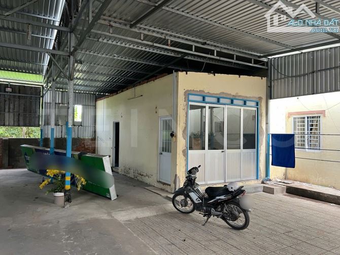 Kho xưởng 300m² nhánh đường Trần Hưng Đạo ND - 2