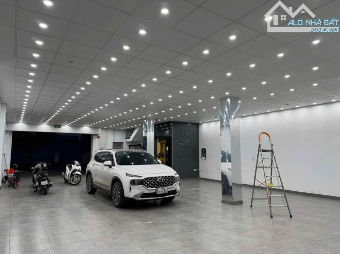 Bán nhà mặt đường Võ Nguyên Giáp, dt 300m2, mt 10m - 2