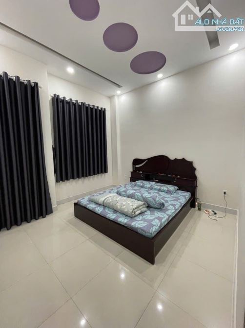 Bình Trị Đông , nhà mới 4 tầng , hẻm 6m thông , 60m2 , full nội thất, ngang 4,5 lớn, 5 t98 - 3