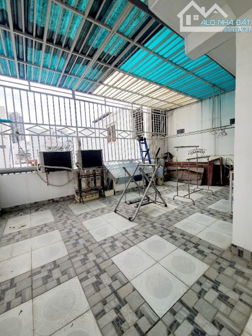 Bán gấp nhà Trung Tâm Quận 10, Thành Thái, Hẻm xe hơi, 4 Tầng, 90m2 (6.5*13M), Nhỉnh 11 Tỷ - 3