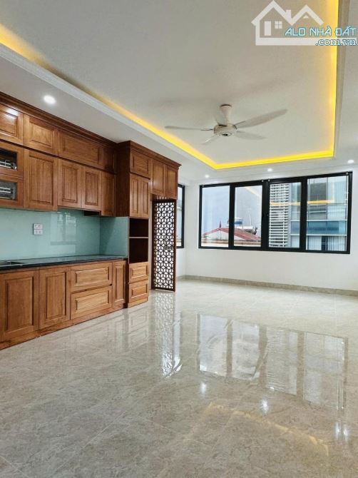 (HIẾM) Bán Nhà Ngõ 28 Dương Khuê, Cầu Giấy, 65m2, 7 tầng thang máy, Phân Lô, giá 25.5 tỷ - 3