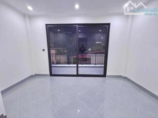 CẦU GIẤY 36M2 5 TẦNG HƠN 7 TỶ NHÀ MỚI, NGÕ RỘNG 3M - 3