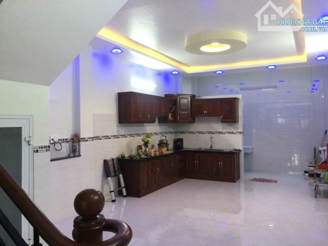 BÁN NHÀ MẶT TIỀN QUẬN 6 - 4 TẤM MỚI ĐẸP - KHU BÌNH PHÚ - CÓ VỈA HÈ RỘNG RÃI - 13.8 TỶ - 3