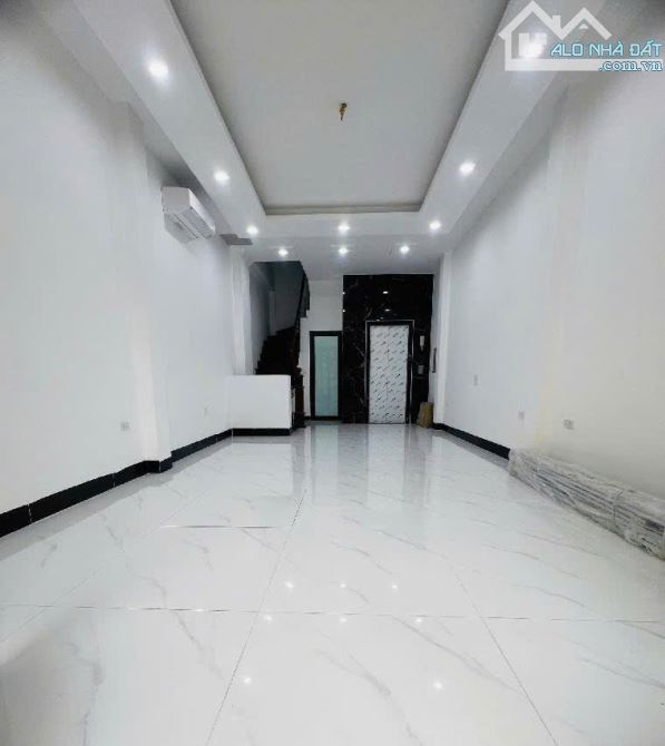 Bán nhà Xuân Phương, 42m2- 6 tầng, TM, ô tô nhà đẹp gần phố, giá 9tỷ - 3