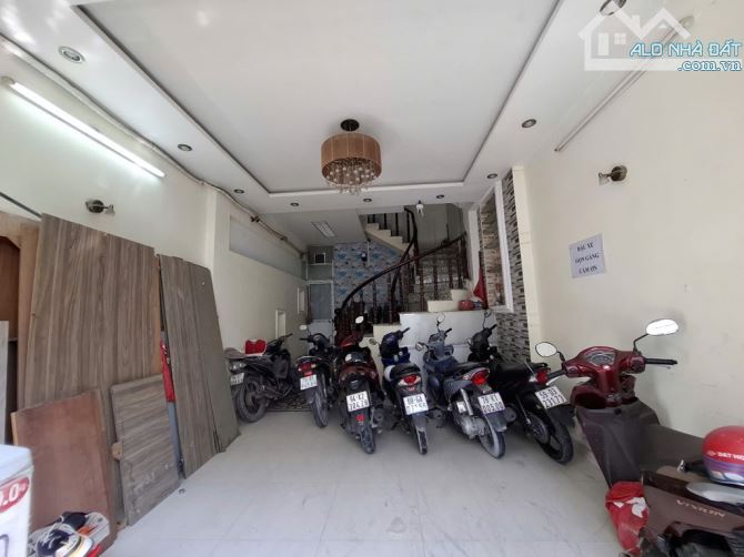 NHÀ ĐẸP GẦN HOÀNG HOA THÁM,XE HƠI VÔ NHÀ,DT:75M²,5TẦNG,(4,4X18M)💰NHỈNG 11TỶ-TL - 3