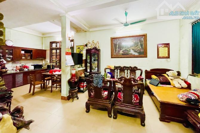 Siêu HOT nhà hiếm-Gara-Xe tải đỗ cửa-View hồ-Khương Đình-Thanh Xuân-86m2-5Tầng-22.6 tỷ - 4