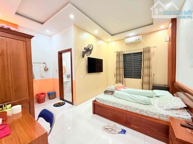 Bán Nhà Mặt Tiền Phạm Hùng - 3 Tầng - View Công Viên - 118m2 - Mới Ở Ngay - 8Tỷ7. - 4