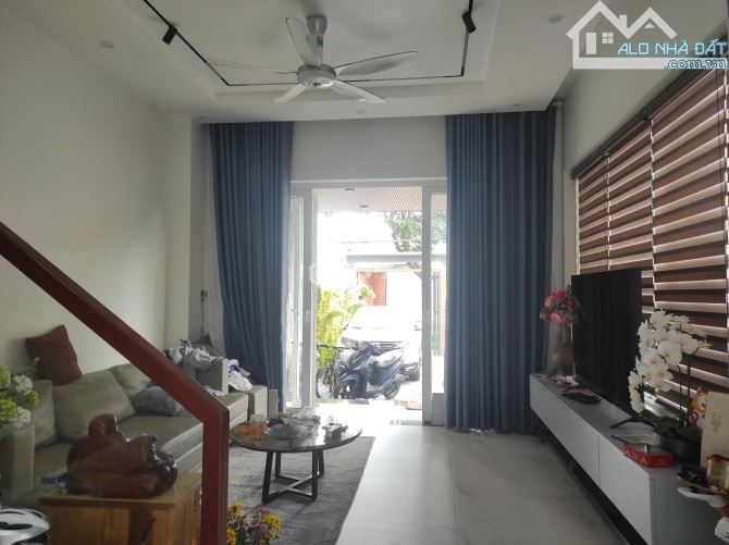 ⭐⭐BÁN CĂN BIỆT THỰ ĐẸP HƠN 200m2 MẶT TIỀN BẾN NÔM PHƯỜNG THẮNG NHẤT GIÁ YÊU THƯƠNG - 4