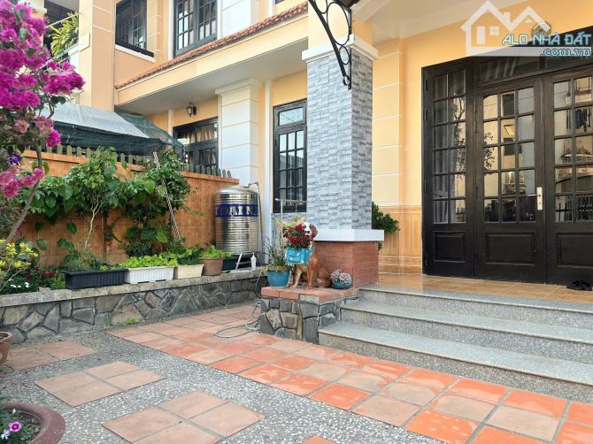 🏡 BÁN VILLA ĐƯỜNG Ô TÔ NGAY TRIỆU VIỆT VƯƠNG - CÁCH TRUNG TÂM CHỈ 2KM - 4