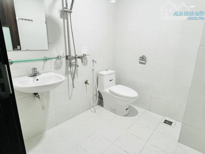 Bán nhà phố Hào Nam, mới đẹp, ngõ thông kinh doanh, 2 mặt thoáng, 35m2, 5 tầng. - 5