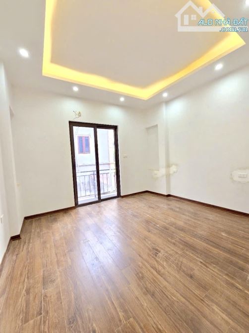 Bán nhà Văn Trì - Minh Khai - BTL - Dt40m2 - 5 tầng - Giá hơn 6 tỷ - 5