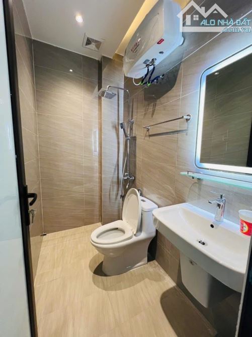 .Nhà Xây Mới Miếu Hai Xã - Lê chân - 2.5 tỷ - 5