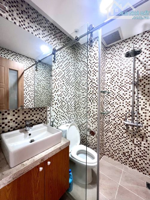 đang cho thuê căn hộ này tại Orient, 3pn, 2 toilet, 90m2...đầy đủ nội thất... Quận 4 - 9