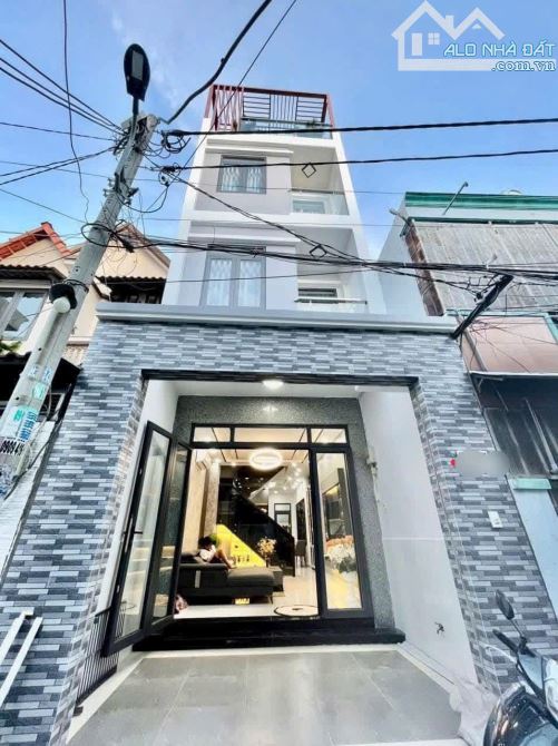 Nhà Huỳnh Tấn Phát, 4 tầng, chỉ 7.8 tỷ, nội thất lung linh