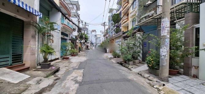 Khu hiếm nhà, sát ngay Cư xá Bắc Hải, DT 70m2, 3 tầng, nhỉnh 7 tỷ