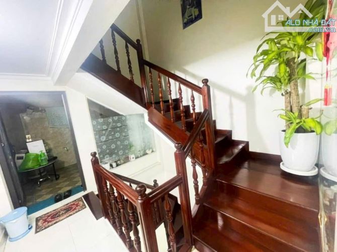 ĐẲNG CẤP, KHU PHÂN LÔ HỒNG HÀ - BA ĐÌNH, ÔTÔ TRÁNH, VỈA HÈ: 35M, 5T,  GIÁ 10.5 TỶ