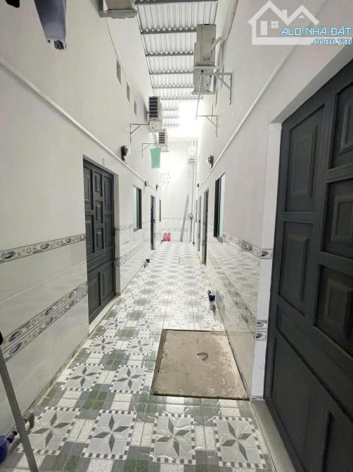 Dãy trọ 10 phòng cao cấp sang gấp giá 800 triệu, ngay Tân Thông Hội, CỦ CHi, SHR
