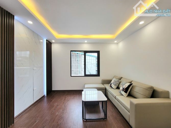 Bán căn hộ tập thể Thanh Xuân Bắc, Thanh Xuân, 70m2, 2 ngủ đẹp tặng full nội thất