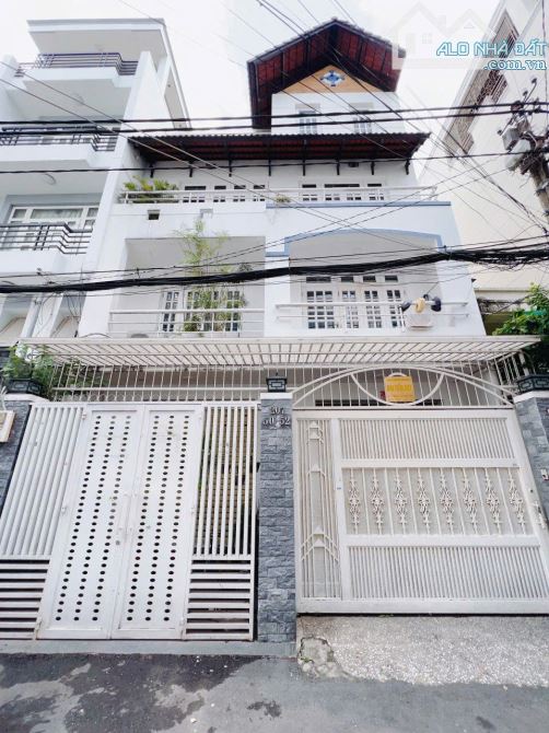 Bán Nhà 207/50 - 52 Đường 3/2, Phường 11, Quận 10. DT: 8 x 14m - 4 Tầng.